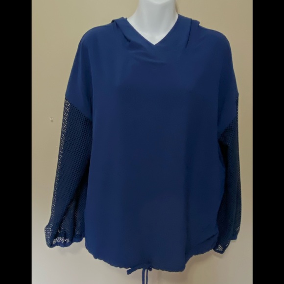 Hooded pullover - Picture 1 of 4